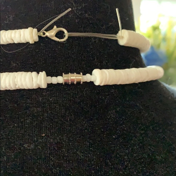 String of shell necklace set - Picture 4 of 4